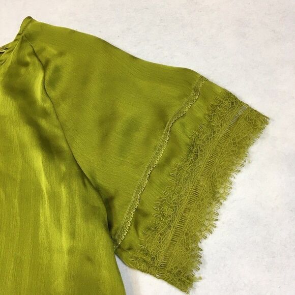 Ryegrass Womens S Chartreuse Green Short Sleeve Blouse Lace V Neck Boho Work Top - Picture 3 of 8